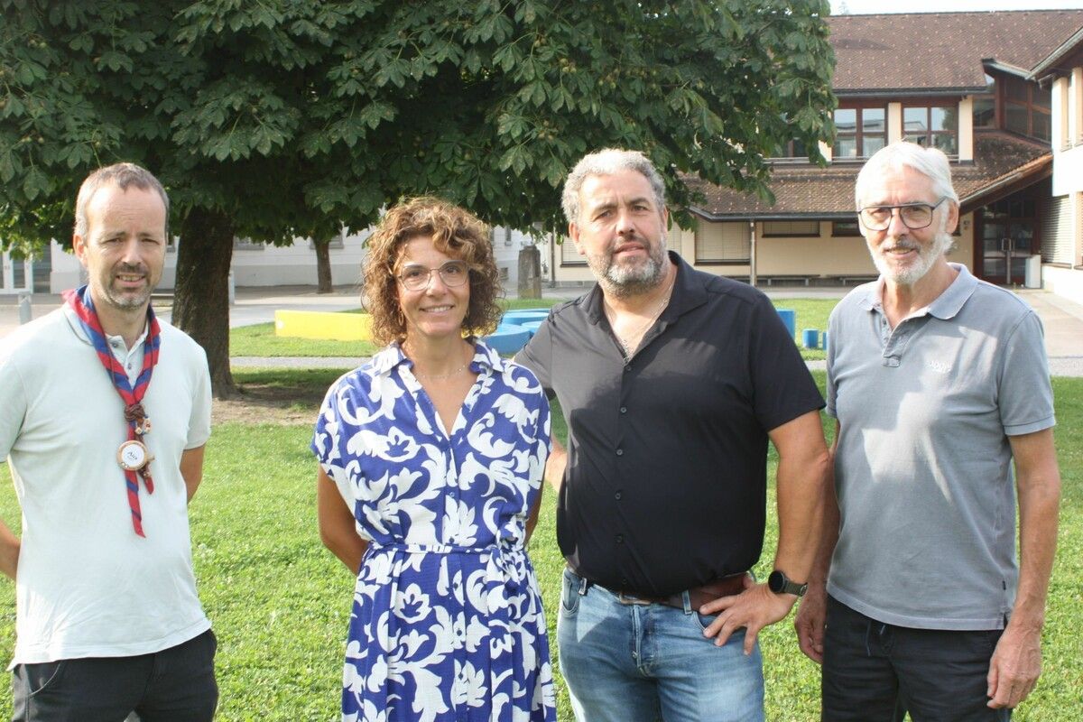 Alexander Angeloff, Anna Katharina Schramm, Gerd Deschler und Armin Wille sind bereit für den 1. Family Cup in Laterns.⇒ vn/TK