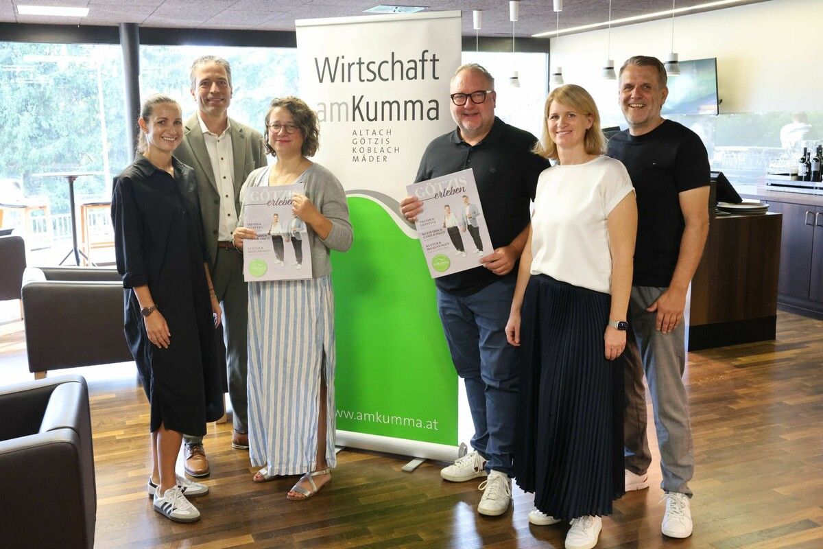 Alexandra Feurstein (WG), WG-Obmann Clemens Seewald, Astrid Felsner (Marktgemeinde), Fotograf Jens Ellensohn, Caroline Bischofberger (WG) und Thomas Strele (Russmedia).⇒Arno Meusburger