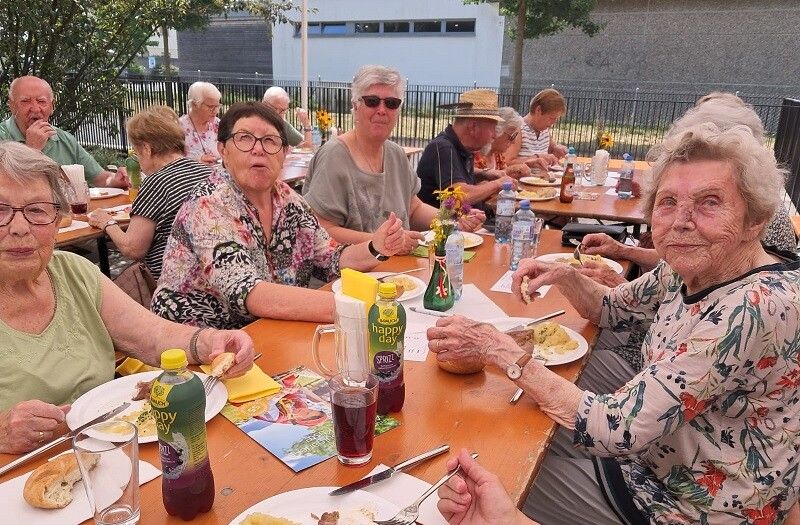 Beim Sommerausklang des PVÖ Mäder standen Geselligkeit, Rückblick und Dank an Helfer im Mittelpunkt. ⇒PVÖ Mäder