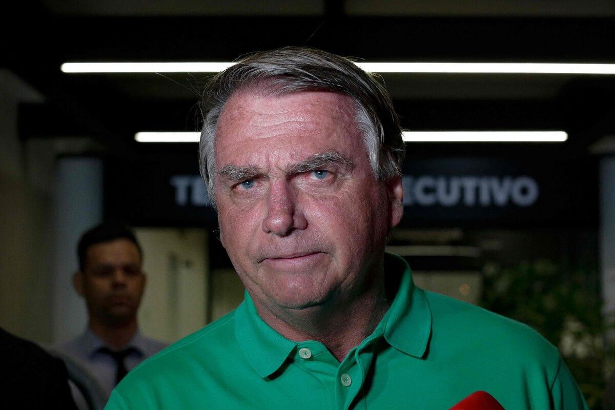 Brasiliens Ex-Präsident Bolsonaro muss eine Fußfessel tragen.⇒AFP