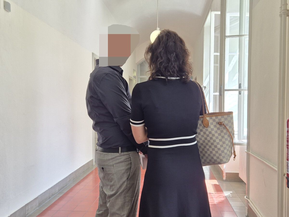 Der Angeklagte vor der Verhandlung im Landesgericht Feldkirch. ⇒Eckert