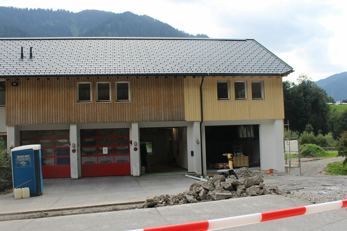 Der Erweiterungsbau fügt sich nahtlos an den Bestand an. ⇒STP (3)