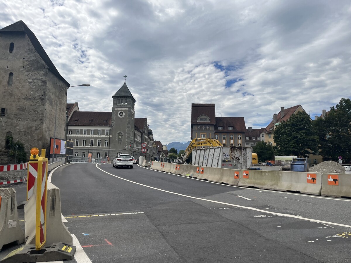 Die Behelfsbrücke ist ausschließlich für den motorisierten Verkehr vorgesehen.
