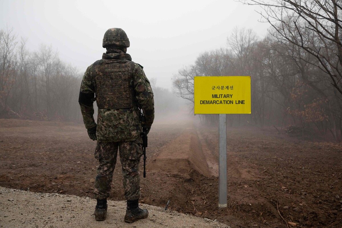 Die Militärische Demarkationslinie erstreckt sich auf einer Länge von 248 km.⇒AFP