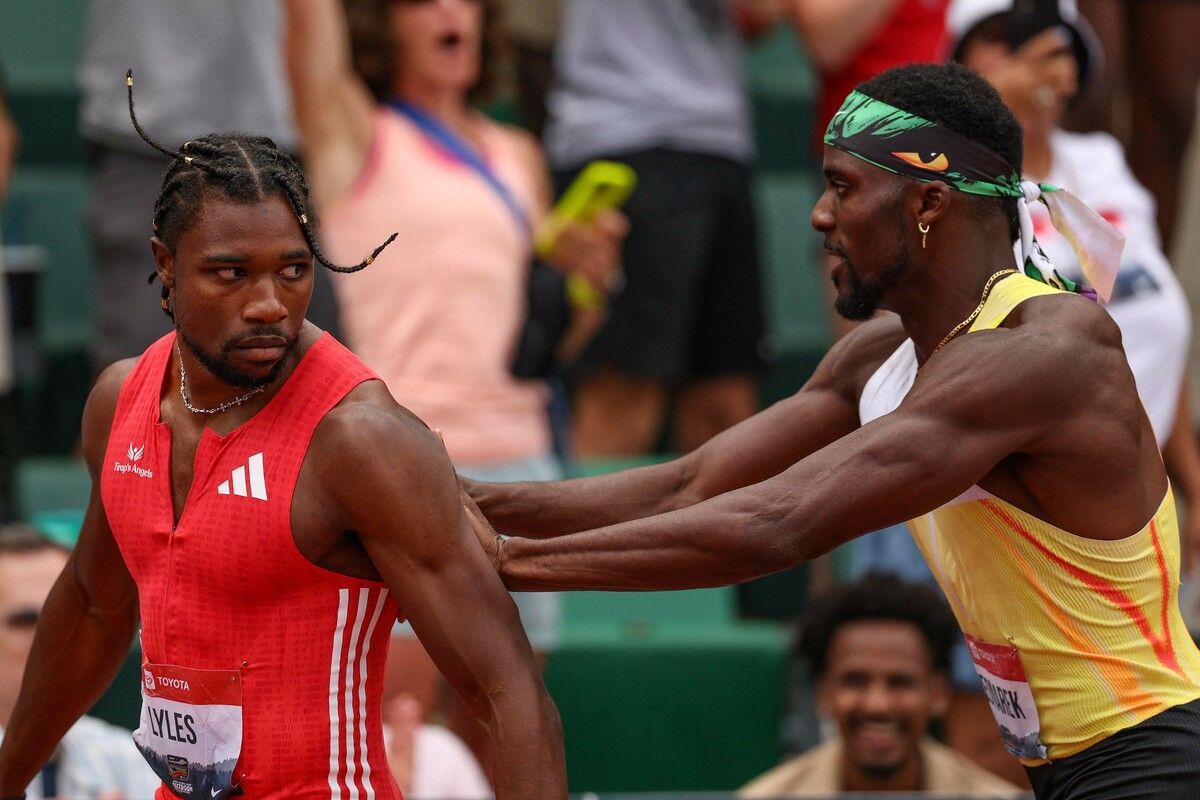 Ein Schubser, ein paar provokante Worte und schon hatten die beiden US-Sprinter Noah Lyles und Kenny Bednarek für Schlagzeilen gesorgt.⇒apa