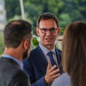 Pflege zu Hause: Wallner im VN-Sommergespräch. »A3
