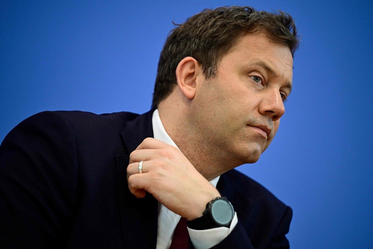 Klingbeil äußerte sich in Kiew auch zu Sicherheitsgarantien. ⇒AFP
