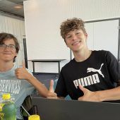 So bringen Jugendliche im Code Base Camp Zeichen zum Leben