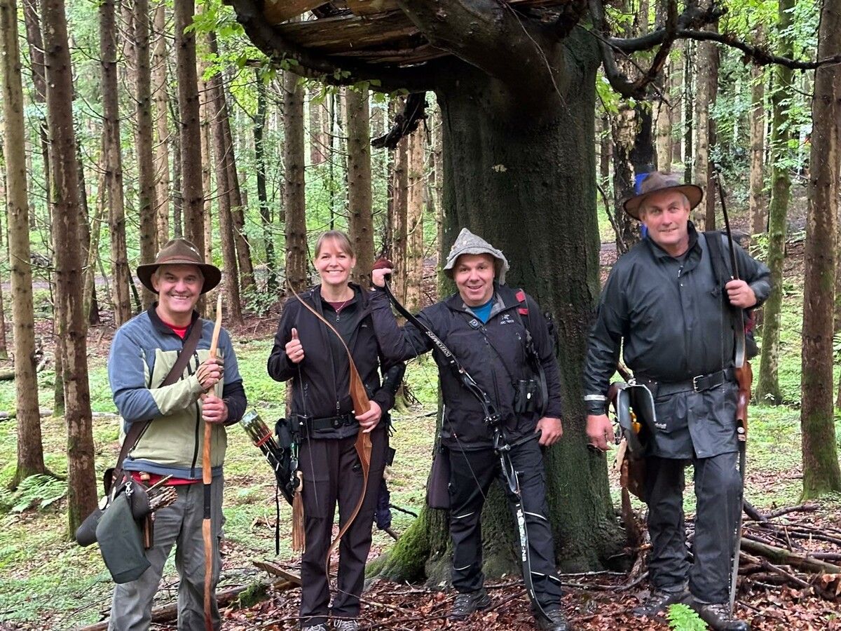 Präzise trotz Regen: Die JBV-Bogenschützen überzeugten in Ottobeuren mit Top-Platzierungen und Humor. ⇒JBV Meiningen
