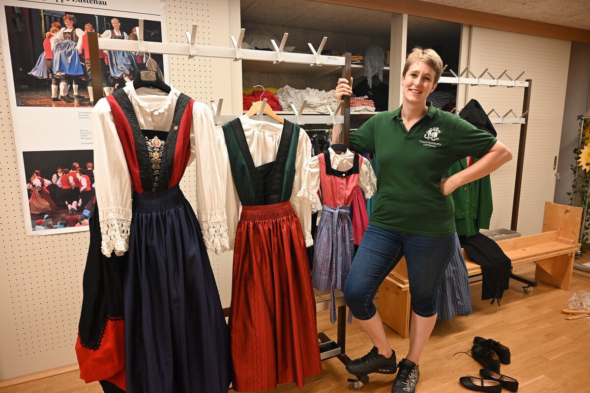 Raphaela Hollenstein (31) ist Trachtenpflegerin in der Lustenauer Trachtengruppe und achtet darauf, dass alle Vorgaben eingehalten werden.⇒Bernadette von Sontagh (3)