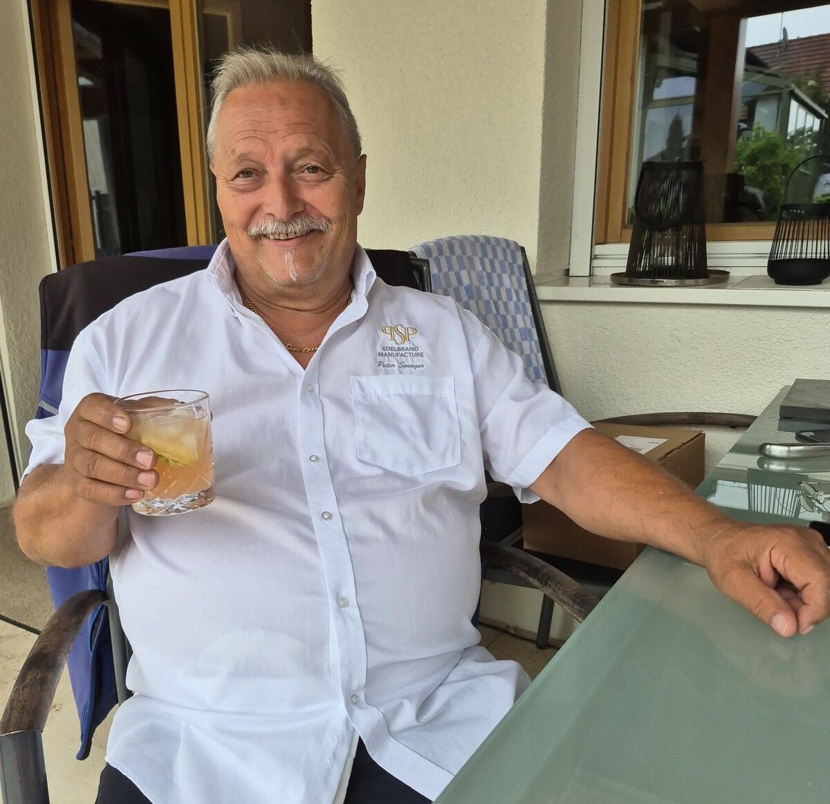 Vier Jahre hat Peter Sperger experimentiert. Das Ergebnis ist ein mehrfach hoch prämierter Gin.