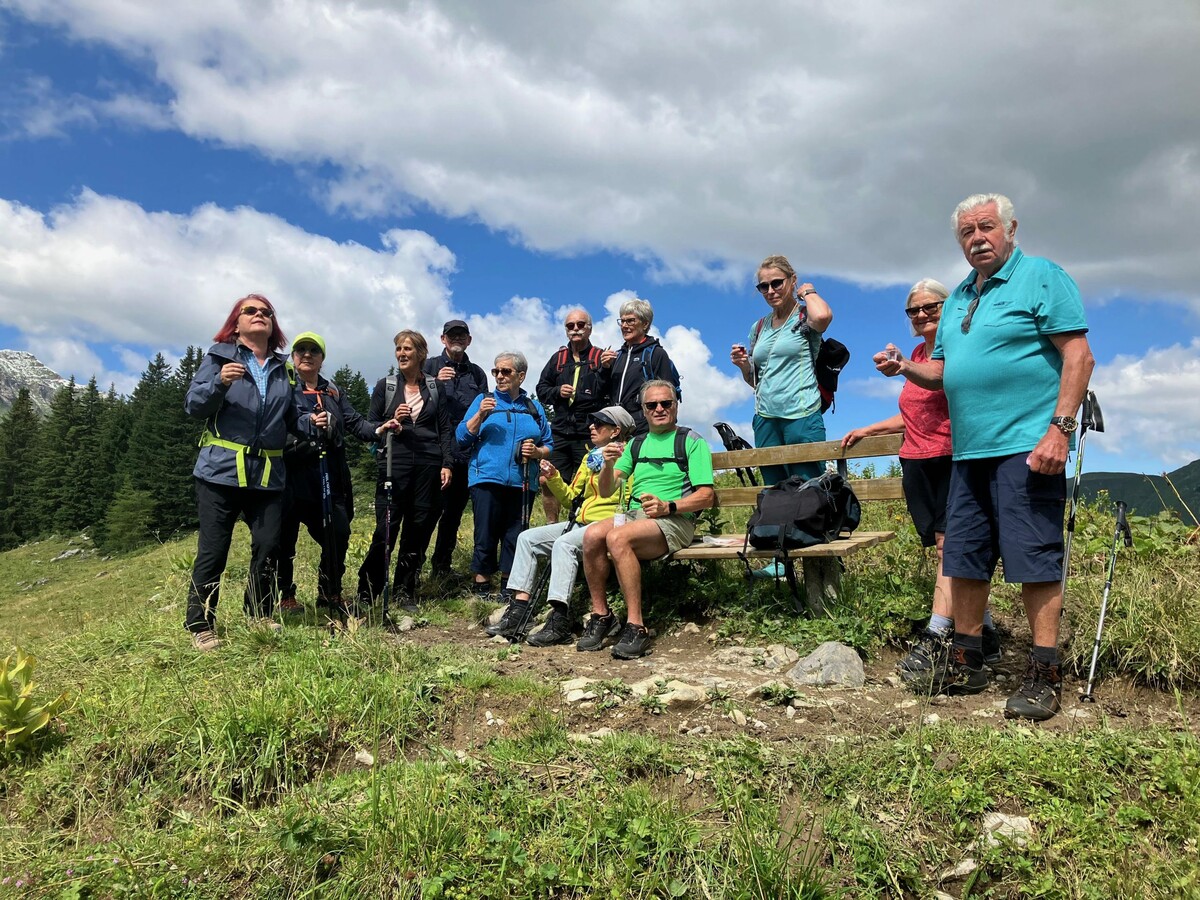 Wanderfreunde von Vorarlberg 50Plus Bregenz genossen eine aussichtsreiche Tagestour am Hochtannberg.⇒Vorarlberg 50plus Bregenz