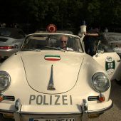 Mit einer Rennlegende auf Porsche-Tour