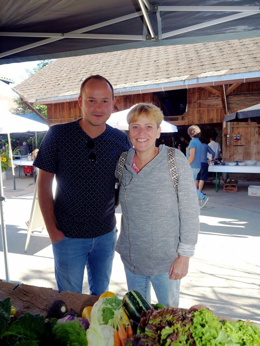 Andre und Ulrike Plangg überzeugten sich von der Bio-Qualität.