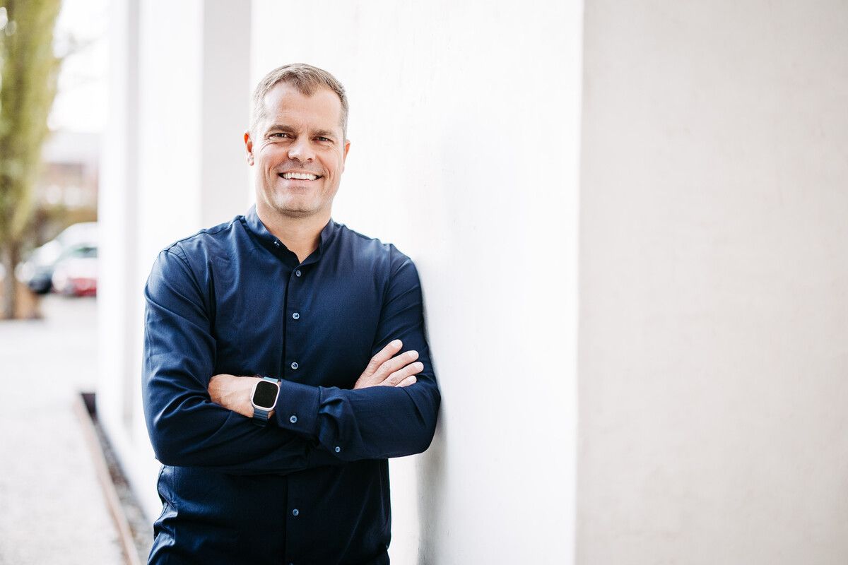 Andreas Hofer: „Bei den Anforderungen des Arbeitsmarktes geht es immer wieder um dieselben Themen: Leistungsbereitschaft, Flexibilität und offen sein gegenüber Neuem.“⇒AH Immobilien