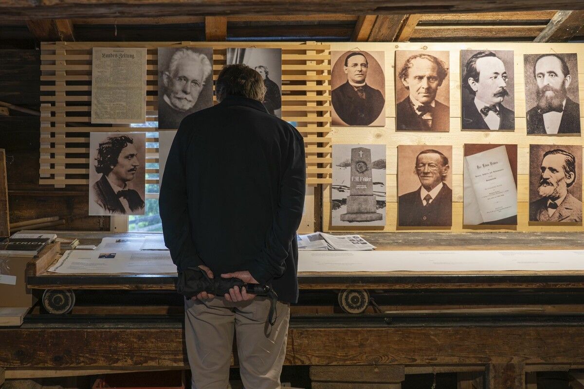 Auch historische Fotos gibt es zu sehen.⇒mam