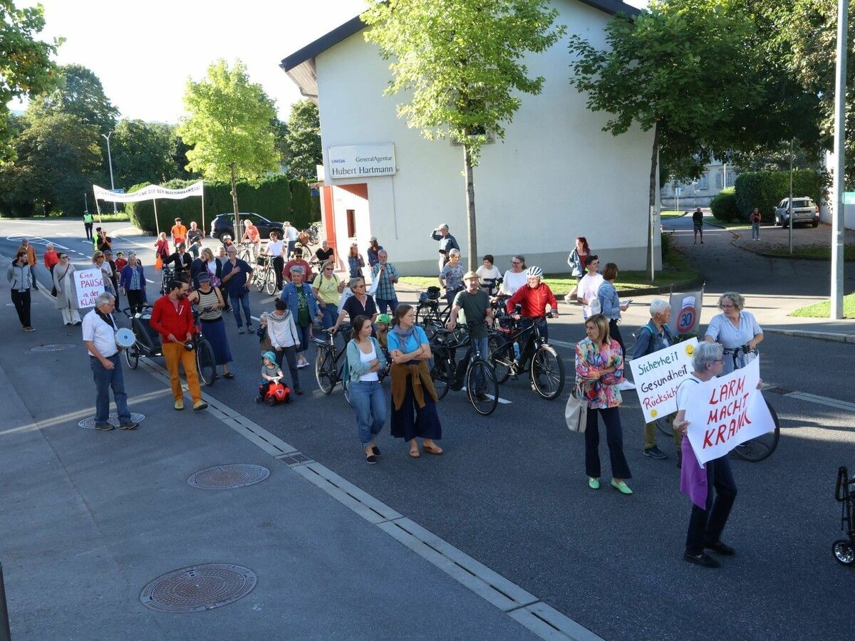 Beginn der Kundgebung.⇒ame (3)