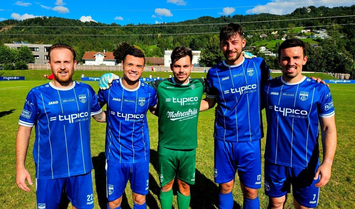 Beim Heimspiel in der VOL.at Eliteliga am Samstag gegen BW Feldkirch will der SV Lochau wieder voll punkten: Kevin Prantl, Guilherme Junio da Silva, Sandro Eichhübl, Kapitän Fabio Feldkircher und Robin Lhotzky (von links).⇒Manfred Schallert