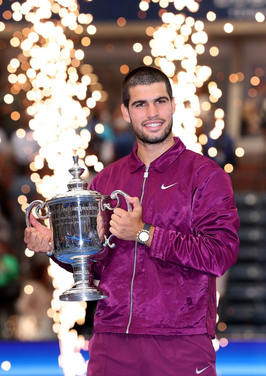 Carlos Alcaraz ist nach seinem Erfolg bei den US Open der zweitjüngste Tennisprofi in der Open-Ära seit 1968 mit sechs dieser Titel.⇒AP
