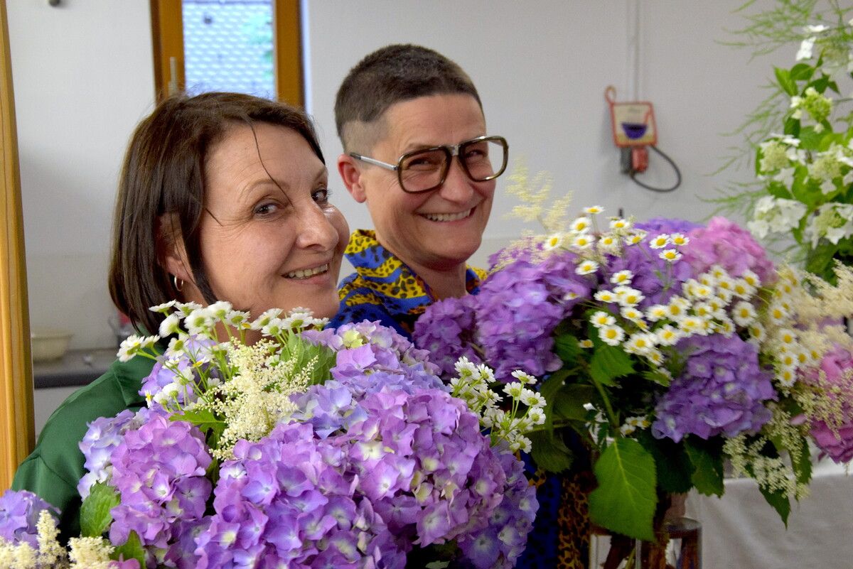 Christa Engstler (hier im Bild mit Christine Lederer) ist eine der Mitorganisatorin des Kinderkunstfests. ⇒SCO
