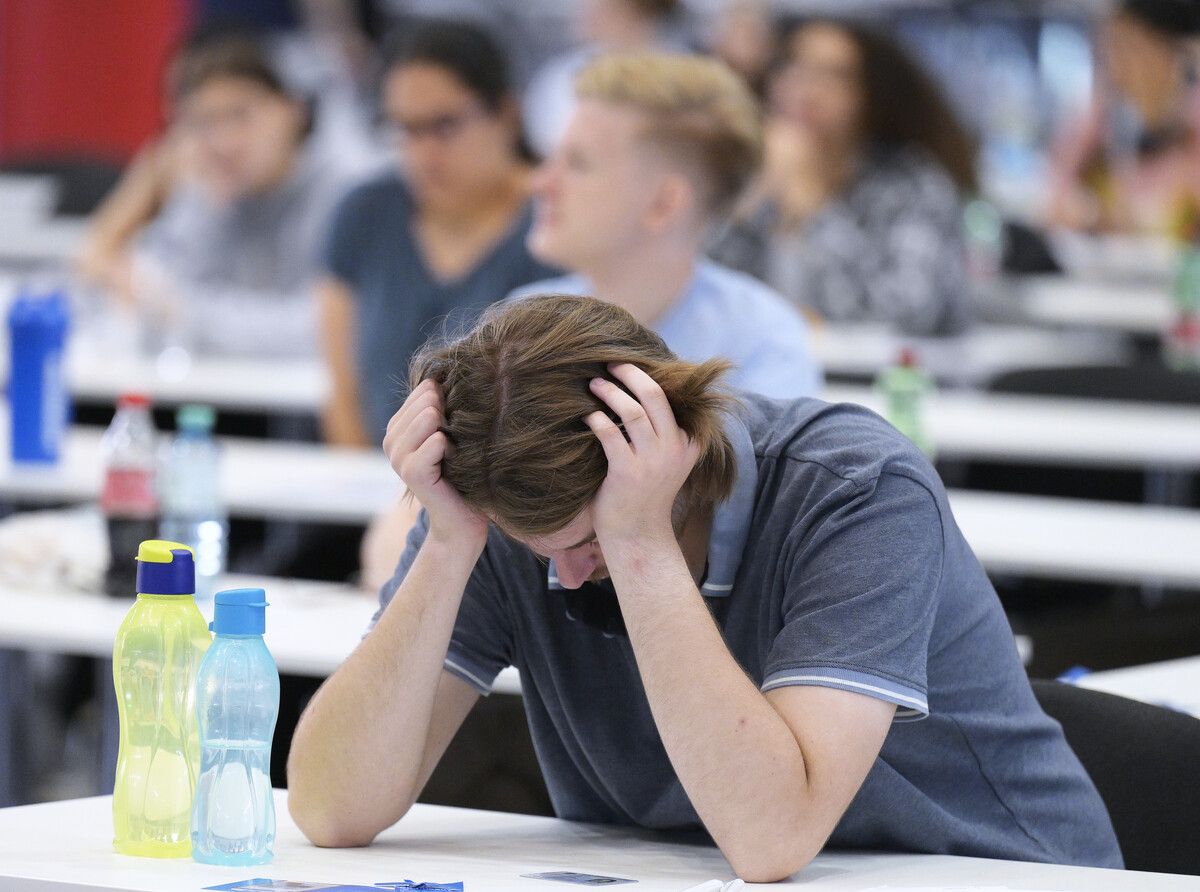 Das Aufnahmeverfahren bereitet Politik und Studenten Kopfzerbrechen.⇒APA/Jäger