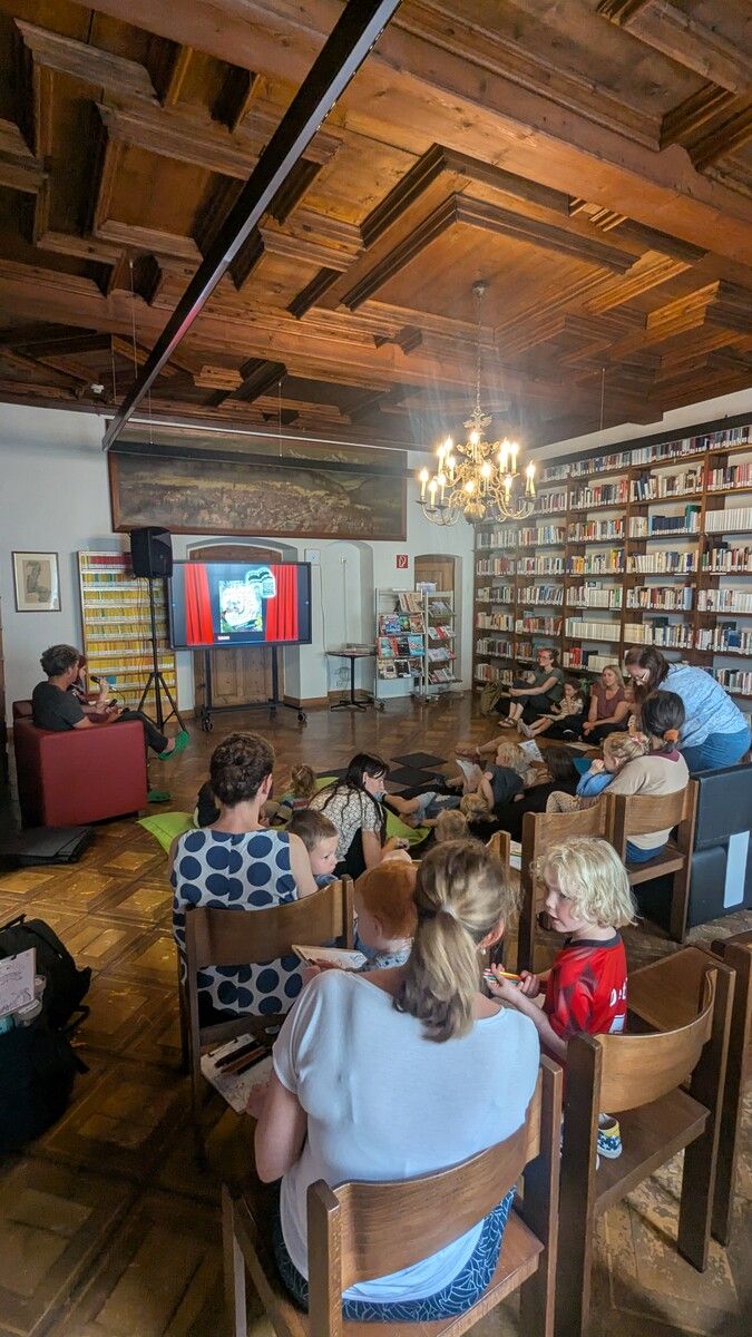 Das Bilderbuchkino verbindet Lesen und Kreativität.⇒stadt feldkirch