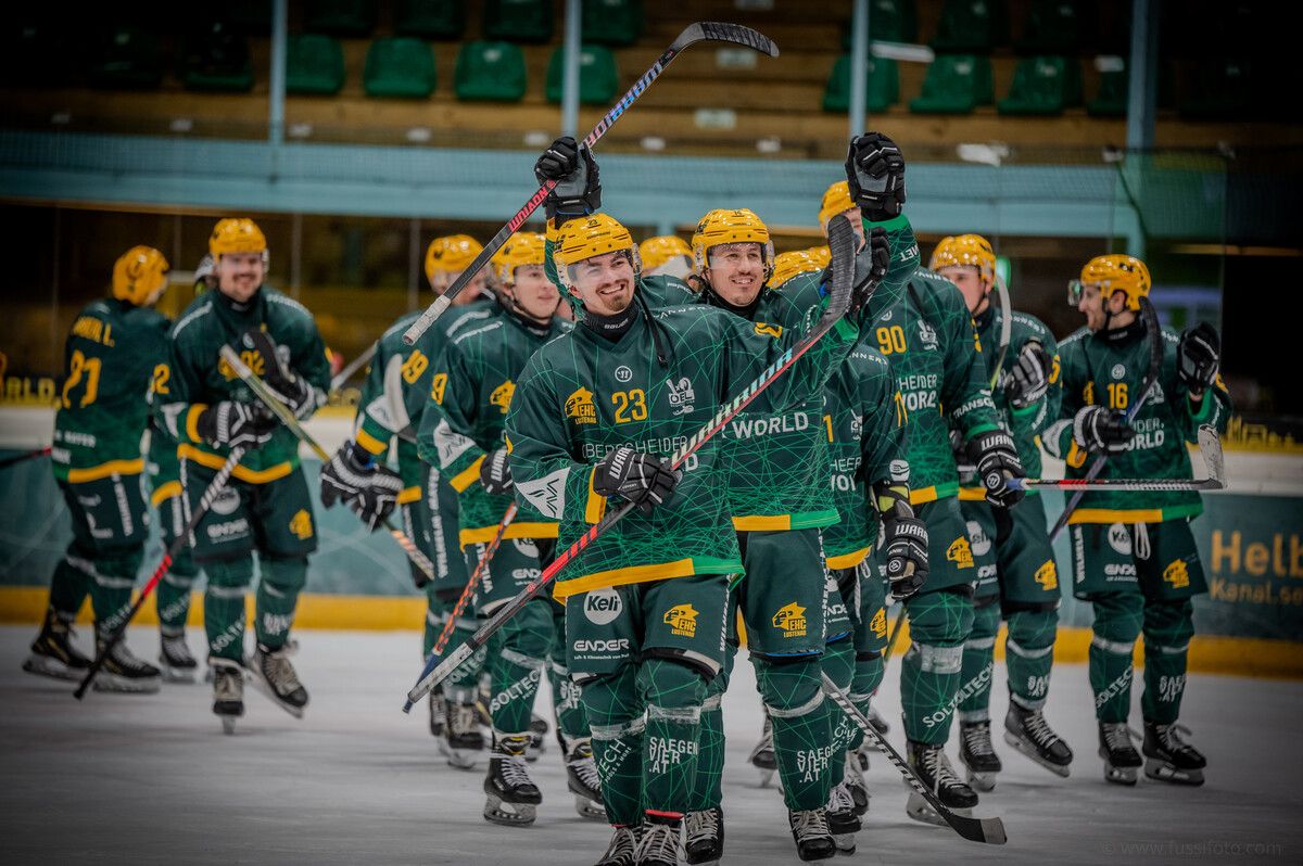 Das Team des EHC Lustenau freut sich auf das erste Vorbereitungsspiel. ⇒EHC