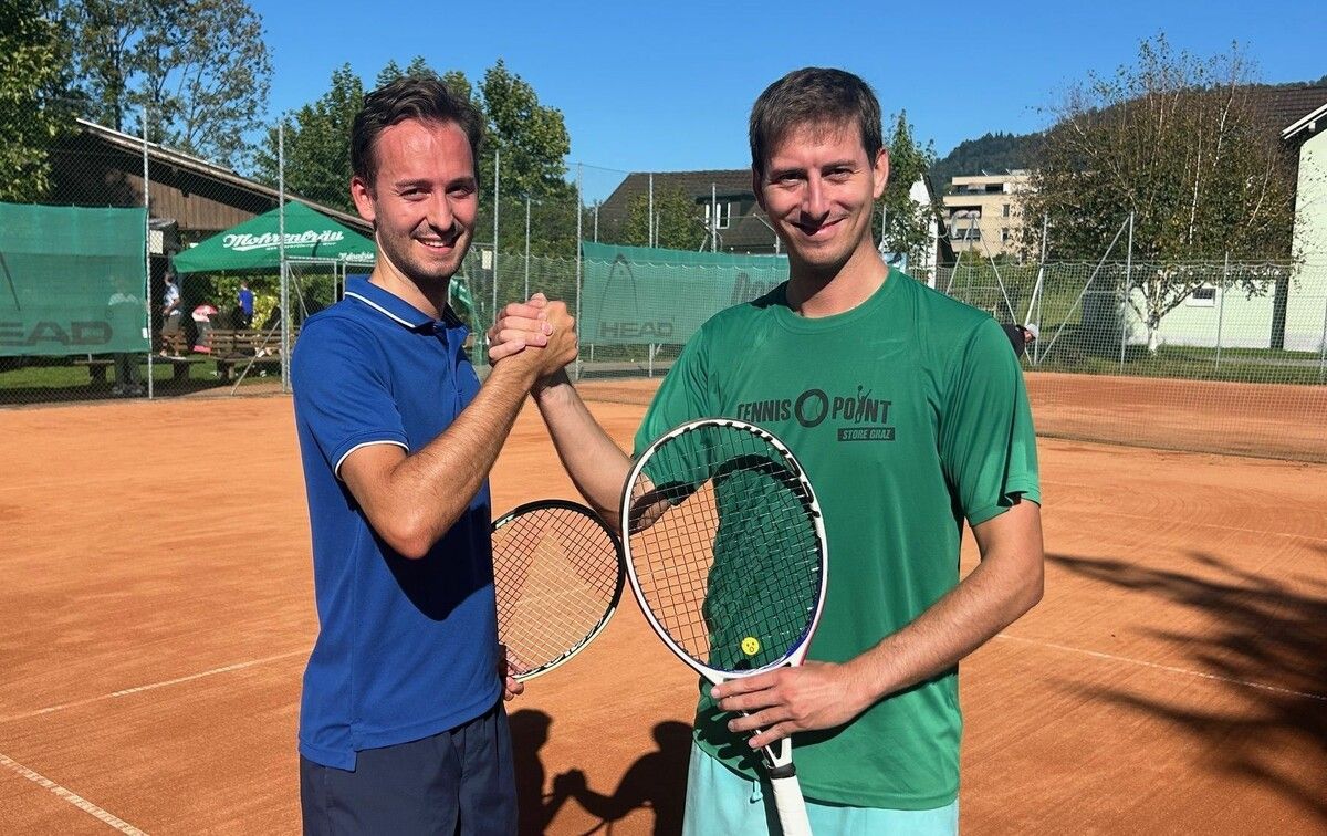 David Lissy (li.) löste Martin Ofner nach einem packenden Endspiel als Vereinsmeister ab.⇒Sigbert Halder
