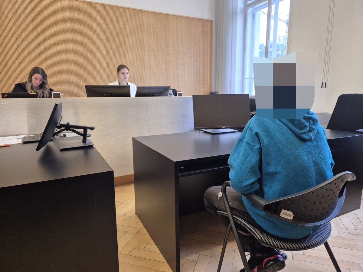 Der Angeklagte gab sich vor Gericht äußerst reumütig.⇒ Eckert