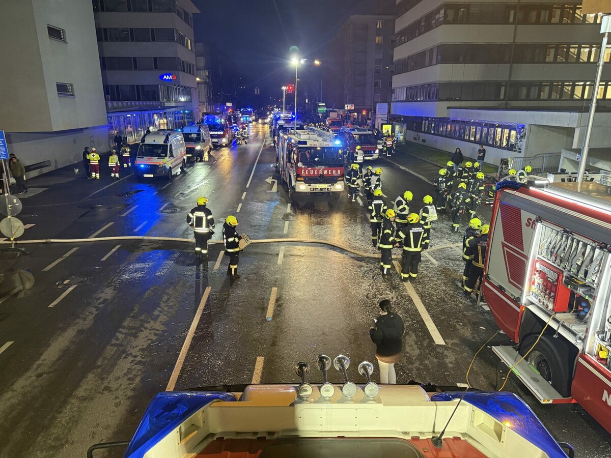 Der Brand konnte von der Feuerwehr rasch unter Kontrolle gebracht werden. ⇒vol.at