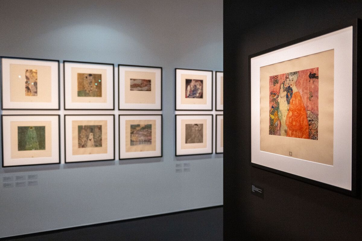 Die Ausstellung zeigt die Verbindung von Kunst und Textil anhand der Freundschaft von Klimt und Julius Rhomberg. ⇒VN/rhomberg