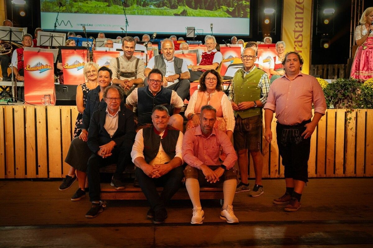 Die Bürgermeister und die Verantwortlichen der Regio Walgau und der Brauerei Frastanz laden zum Bockbierfest ein.⇒Hans Bösch