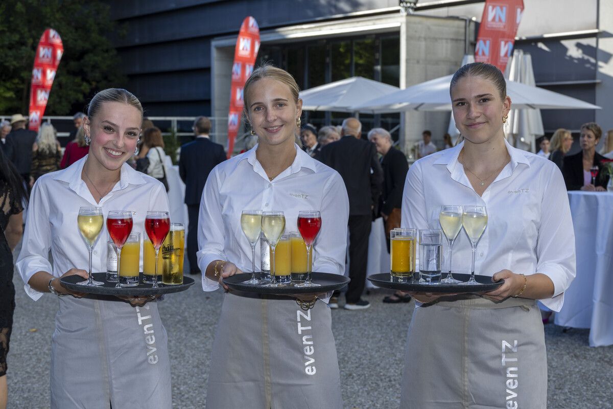 Die Gäste wurden mit einem Aperitif begrüßt.