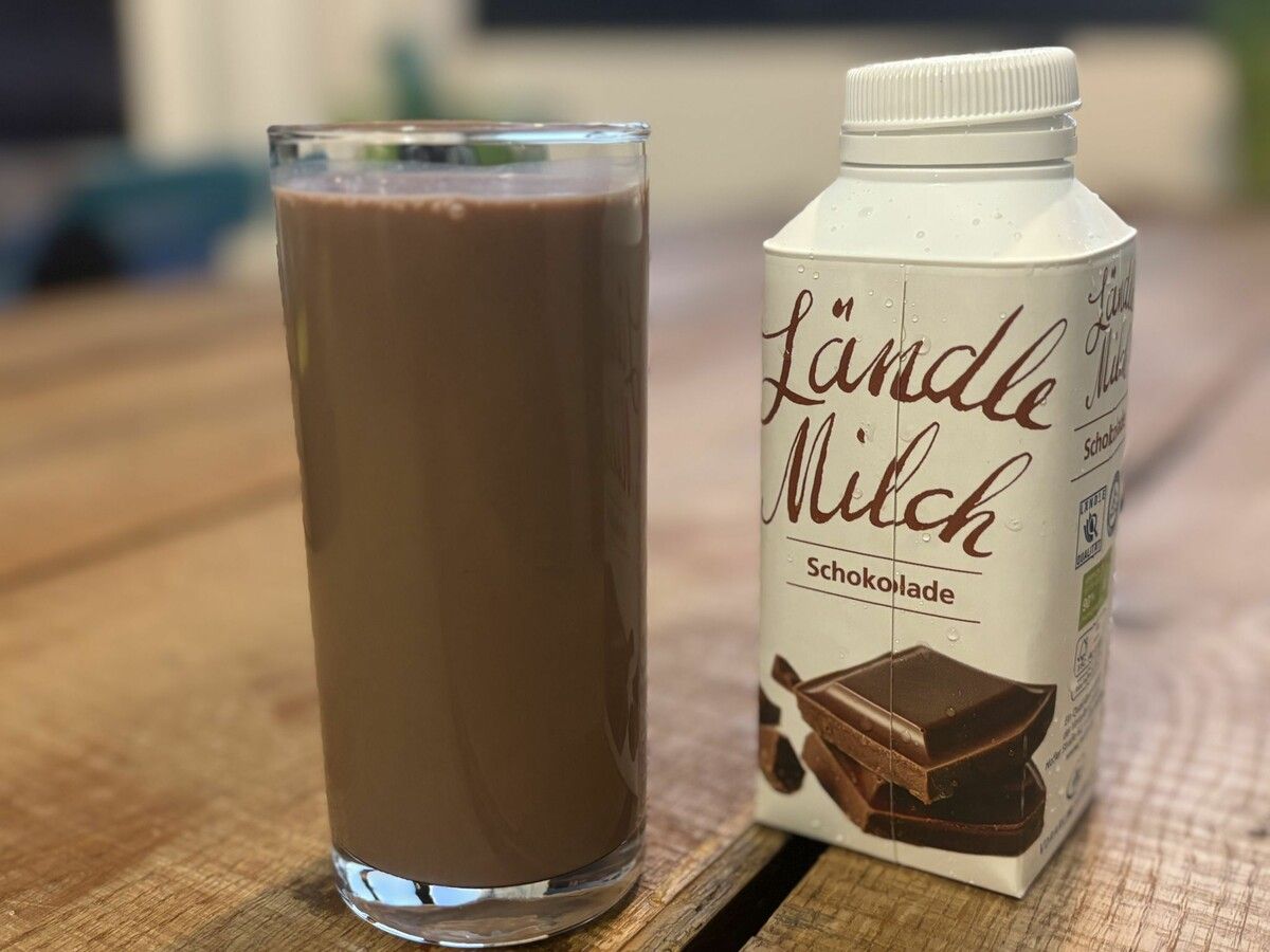 Die Ländle Milch mit Schokolade dürfte auch vor dem Ende stehen. Doch auch weiterhin will man in Feldkirch mindestens 55 Millionen Liter Milch verarbeiten. ⇒VN