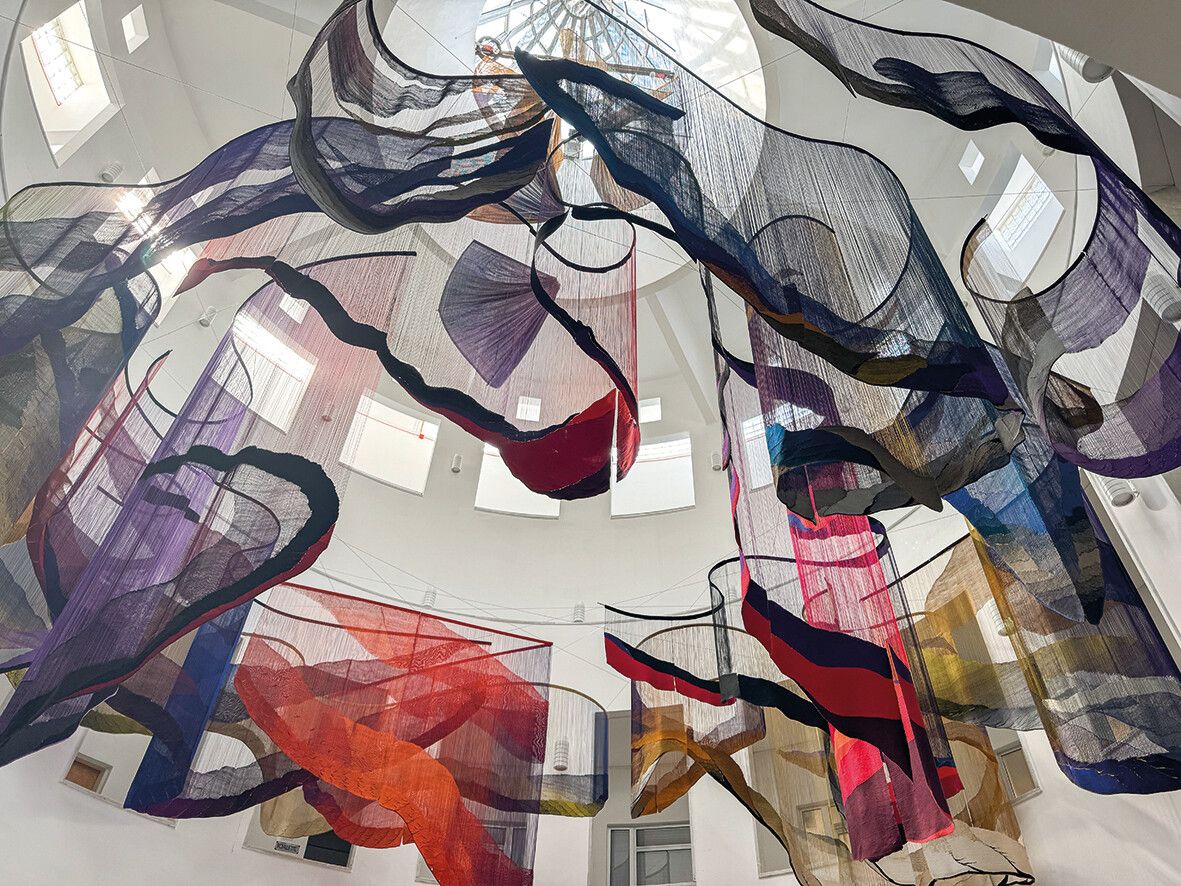 Eine Installation in der Rotunde desslowenischen Nationaltheaters.