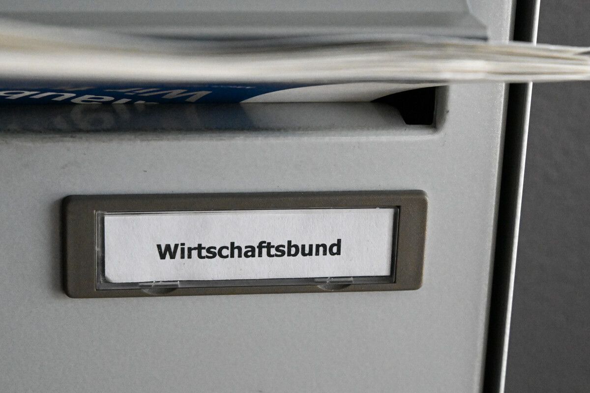 Sind die Wirtschaftsbund-Mails archiviert oder nicht? ⇒VN/Lerch
