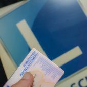Auch Staatsanwälte ziehen sich als Fahrprüfer zurück. »A5
