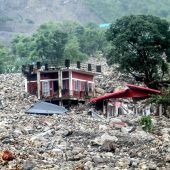 15 Tote bei Unwetter in Himalaya-Region