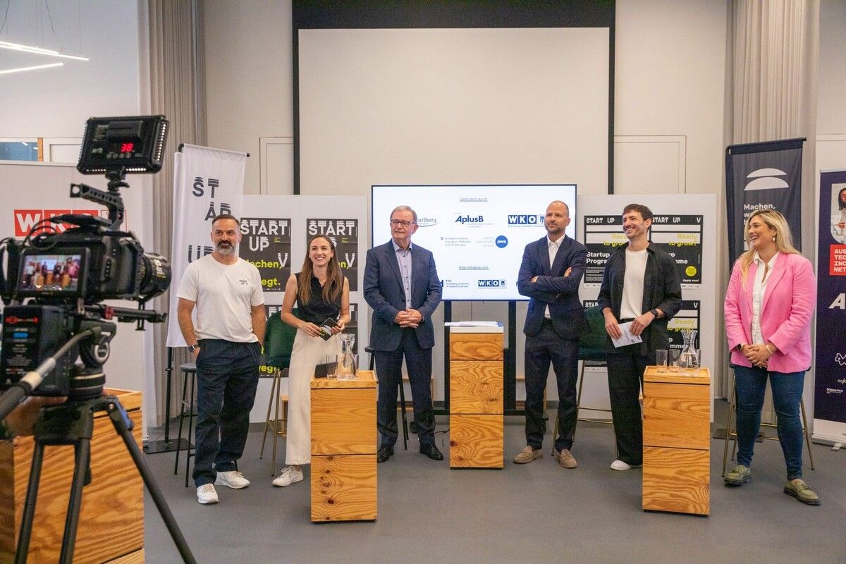 Karim Allouche, Diana Eglseder, Karlheinz Kopf, Marco Tittler, Saša Filipović und Linda Meixner. ⇒wisto