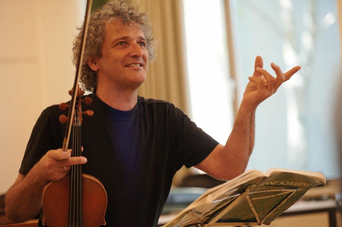 Klaus Christa widmet die nächsten „Pforte“-Konzerte der Viola da Gamba.⇒⇒ Kenichi Kawabata