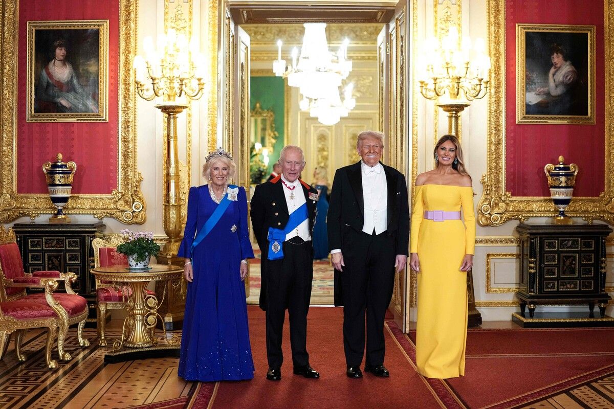 König Charles III. und US-Präsident Donald Trump trafen zusammen mit Königin Camilla und First Lady Melania Trump zum glamourösen Staatsbankett in Windsor Castle ein.⇒AFP