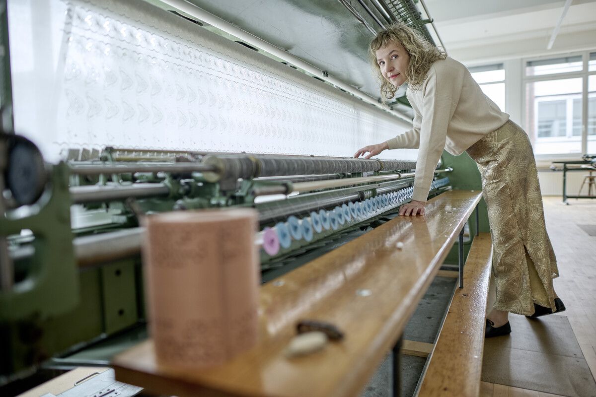 Museumsleiterin Daniela Fetz-Mages sieht das S-MAK als Denkraum für textile Erinnerung, einen Resonanzraum für Gegenwart und ein Labor für die gesellschaftliche Zukunft.⇒Marcel Hagen