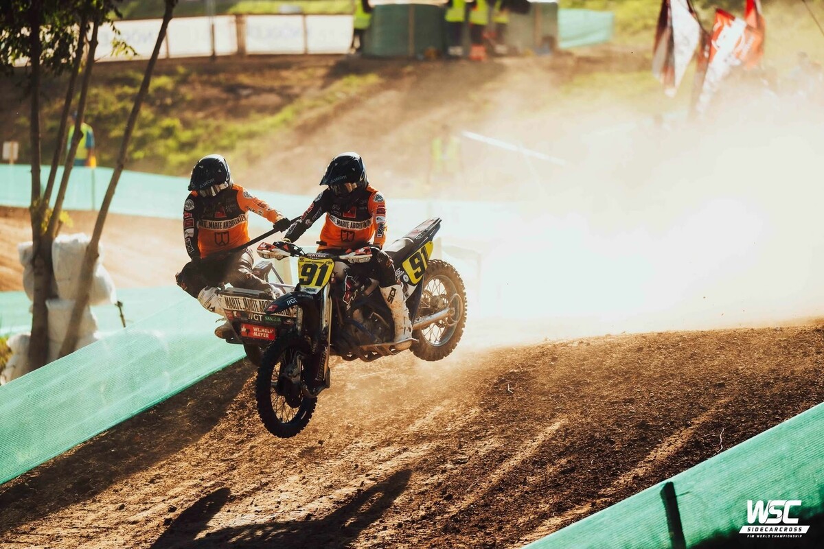 Nach Rang acht im Vorjahr beendeten Benny Weiss und Patrick Schneider die Sidecarcross-WM-Saison auf dem fünften Platz. ⇒Ilsa Photography