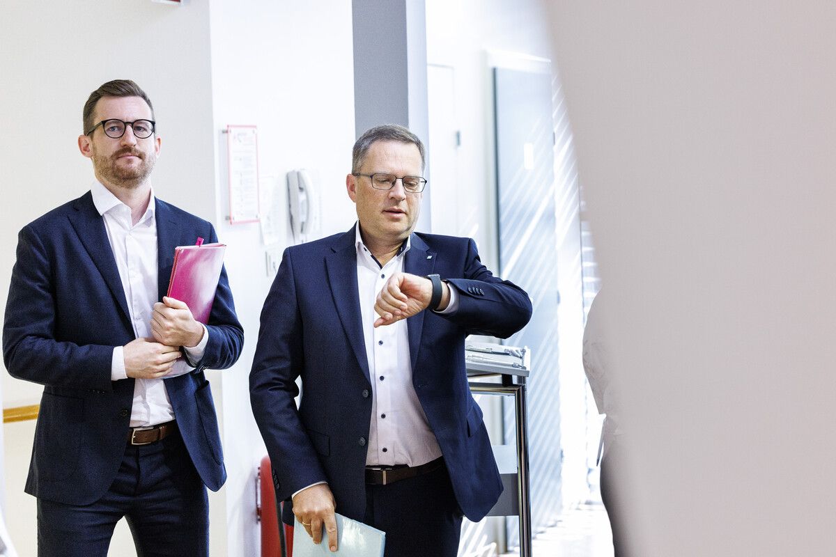 Neos-Sozialsprecher Johannes Gasser (links) und ÖVP-Sozialsprecher August Wöginger sind Teil der Arbeitsgruppe „Reformpartnerschaft Gesundheit“. ⇒APA