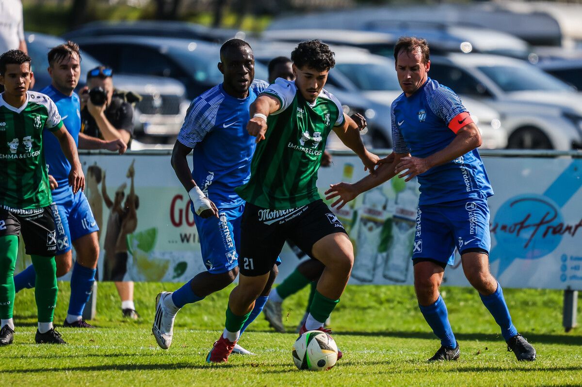 Ömer Efe Tas erzielte das Goldtor für den Dornbirner SV. ⇒FCE