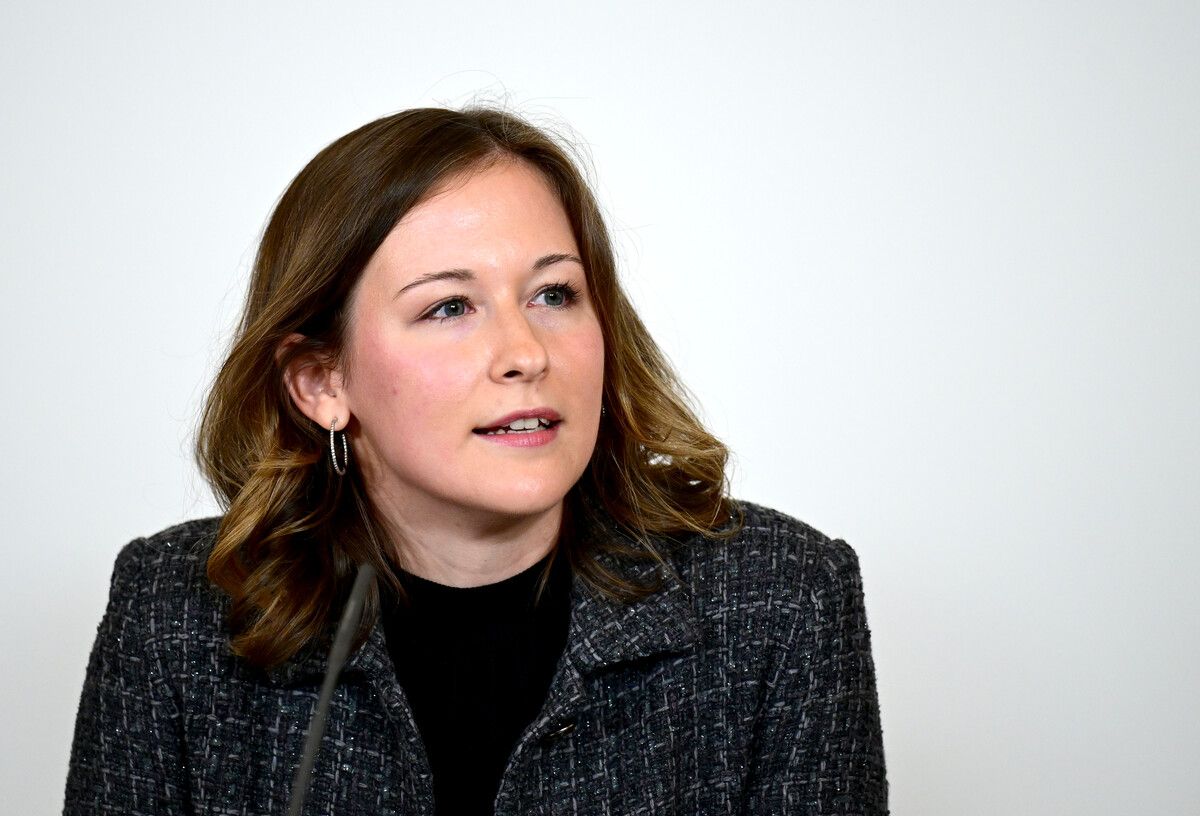 Verteidigt den Gesetzesentwurf: Ministerin Claudia Plakolm.⇒APA