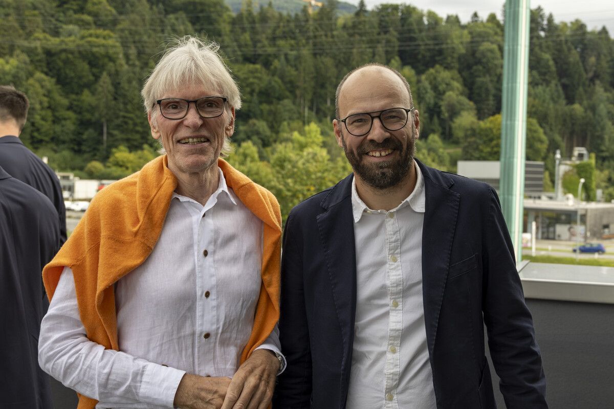 Wilfried Hopfner und Martin Dür (Zimmermann Bau).