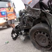 Zwei Verletzte nach  Frontalkollision bei Langen