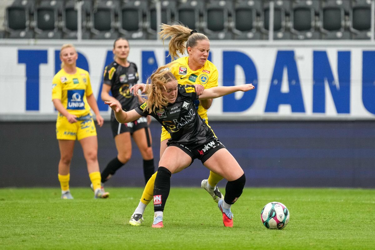 Altachs Maja Keckeis (vorne) erzielte ihre Bundesligatore zwei und drei.⇒VN-Stiplovsek