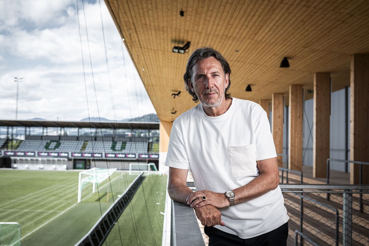 Austrias Sportdirektor Dieter Alge geht mit der aktuellen Tabellensituation pragmatisch um, will, dass die Mannschaft bei Rapids Amateuren gleich eine Reaktion zeigt.⇒SCA